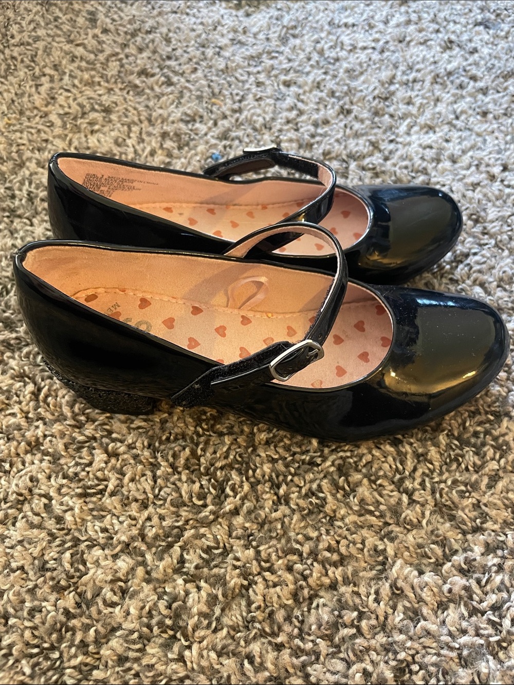 SO Smooth Black Memory Foam Dress Shoes with Glitter Block Heel